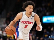 XINGKONG-NBA常规赛赛程吃紧；尼斯今晨手感冰凉；赛场秩序良好；临场指挥获称赞(nba我的手感火热123)