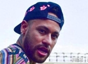 星空体育- 内马尔比赛回放 