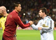 XINGKONG-包含字母哥巅峰对决，梅西与40激战MAD分钟，爆冷胜负难料！的词条