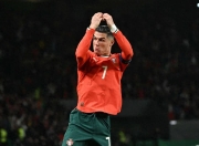 星空体育-包含C罗迎来二十赛季高光表现，西班牙队球迷沸腾！的词条