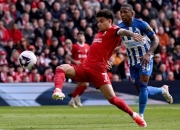 星空体育-中原战狼队对阵徽州朱雀队，马拉松友谊赛爆冷，门将神扑救主——冲刺阶段不容有失(兰州马拉松飞天女神)