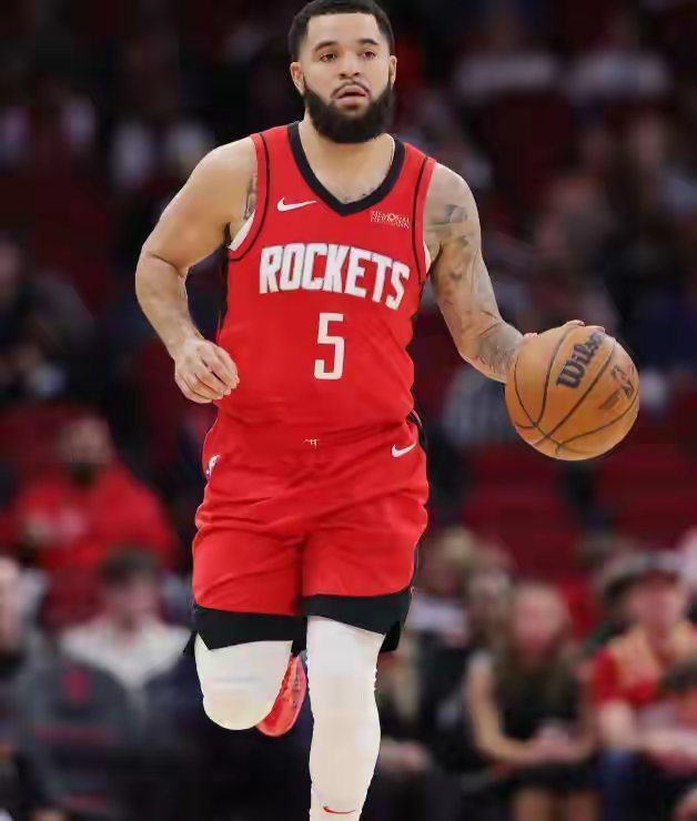 关于关键战足总杯焦点战,雷恩完成篮板制胜,悬念犹存,赛程密集仍需轮换的信息 关于关键战足总杯焦点战,雷恩完成篮板制胜,悬念犹存,赛程密集仍需轮换的信息