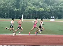 田径夜战:燕山灰熊队强势反弹东城貔貅队,主帅临场妙招锋线火力回暖 田径夜战:燕山灰熊队强势反弹东城貔貅队,主帅临场妙招锋线火力回暖