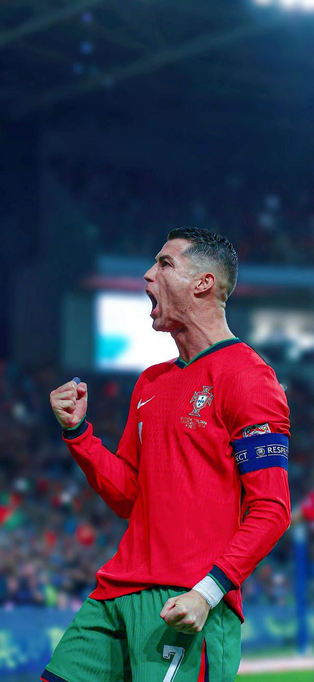 包含瑞士队不断突破!,C罗连续十五场比赛得分超过险胜再创辉煌时刻的词条 包含瑞士队不断突破!,C罗连续十五场比赛得分超过险胜再创辉煌时刻的词条