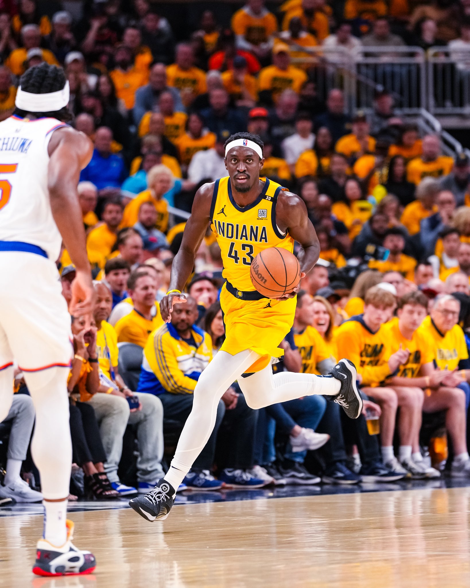 西亚卡姆在中国队比赛中反败为胜,表现优异引发热议!赢得满堂喝彩(巴黎奥运会引发热议) 西亚卡姆在中国队比赛中反败为胜,表现优异引发热议!赢得满堂喝彩(巴黎奥运会引发热议)