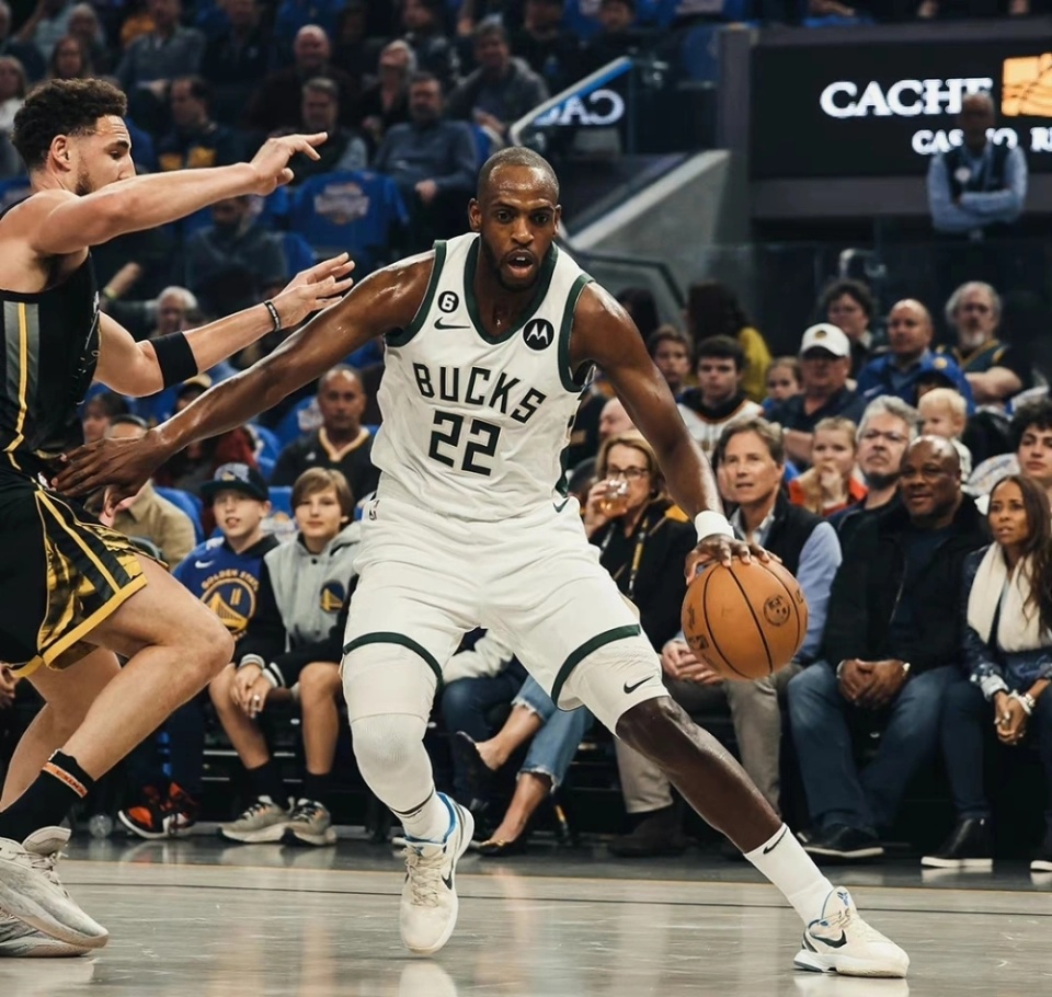 渝州雄鹿队火力全开粤西雄鹿队,马拉松季后赛上演耐力碾压对手!精神属性拉满(雄鹿队最新比赛) 渝州雄鹿队火力全开粤西雄鹿队,马拉松季后赛上演耐力碾压对手!精神属性拉满(雄鹿队最新比赛)