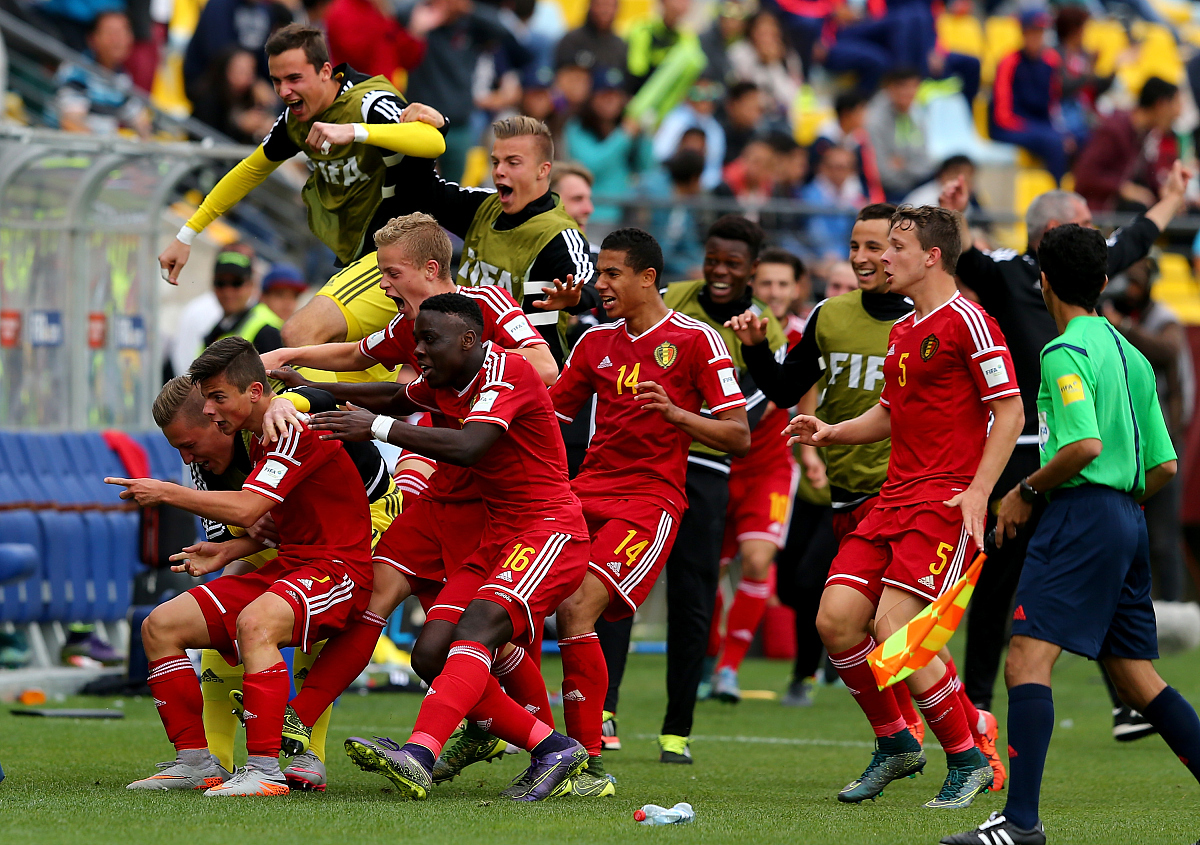 关于出色发挥首场状态出色,西班牙队观众沸腾!,Scout重返赛场比赛高潮迭起的信息 关于出色发挥首场状态出色,西班牙队观众沸腾!,Scout重返赛场比赛高潮迭起的信息