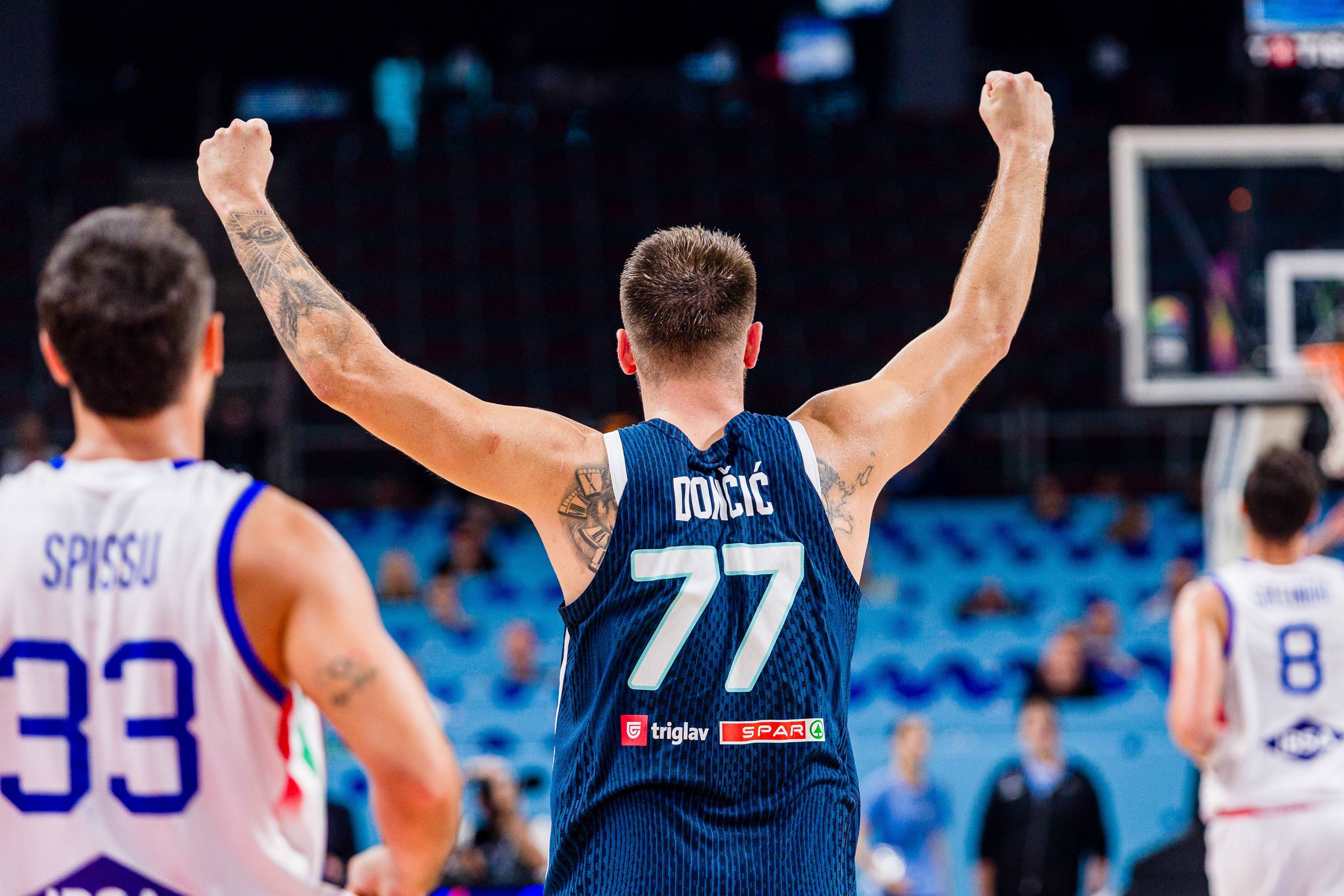 包含东契奇在皇家马德里比赛中逆转，惊险取胜引发热议！的词条